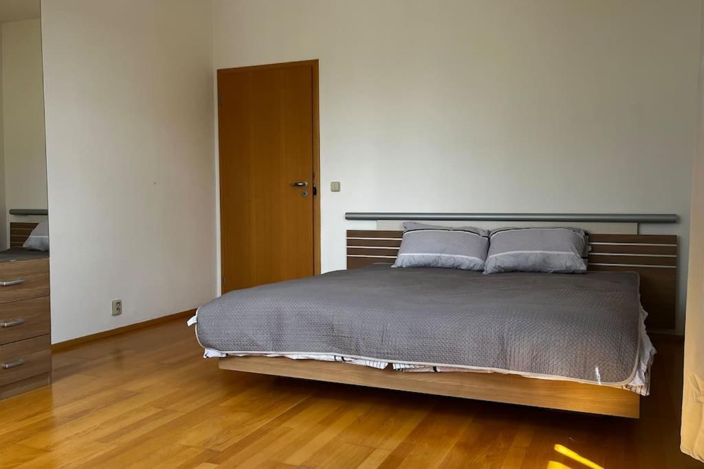 Apartment Hurka - 15 Min Do Centra, Garaz Praha Exteriér fotografie